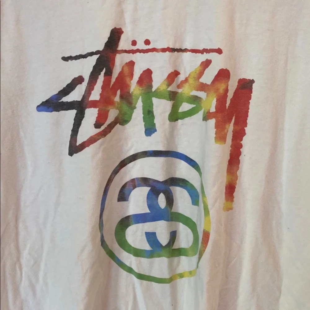 Stussy White Short Sleeve Tee with Bold Graphic Design - Picture 2 of 5